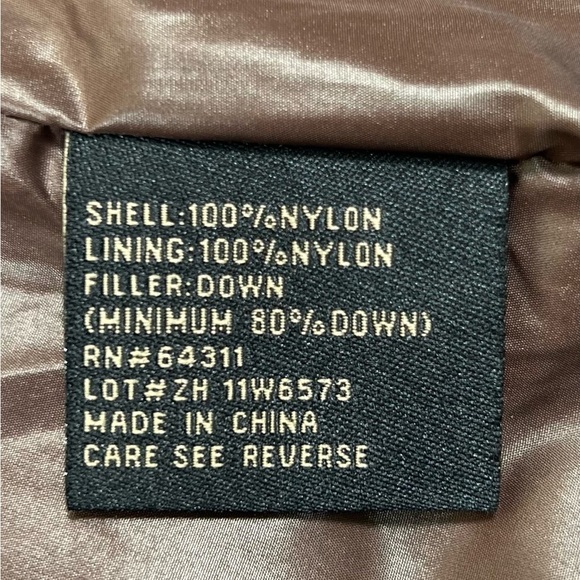 RAINFOREST Women’s Red Puffer Vest with Goose Down Feathers Quiet Luxury Size S - Picture 11 of 14